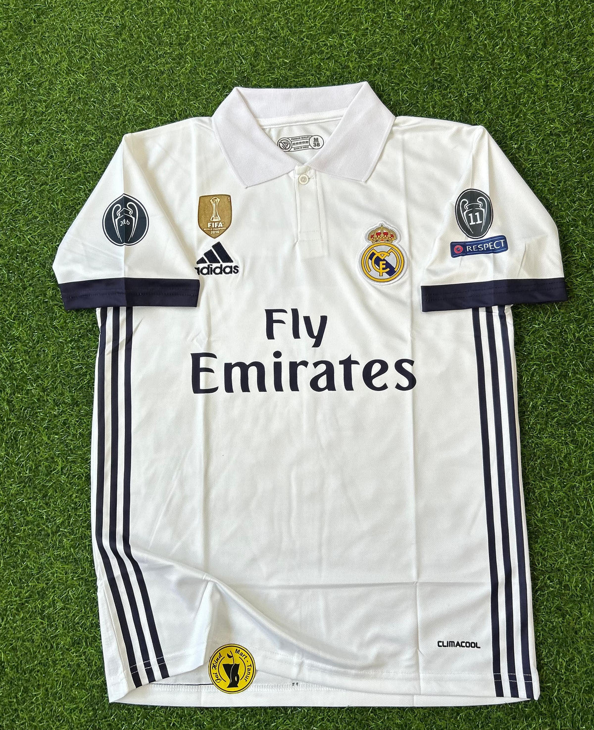 REAL MADRID 2016-17 HOME KIT. HALFSLEEVE POLO EMBROIDERY