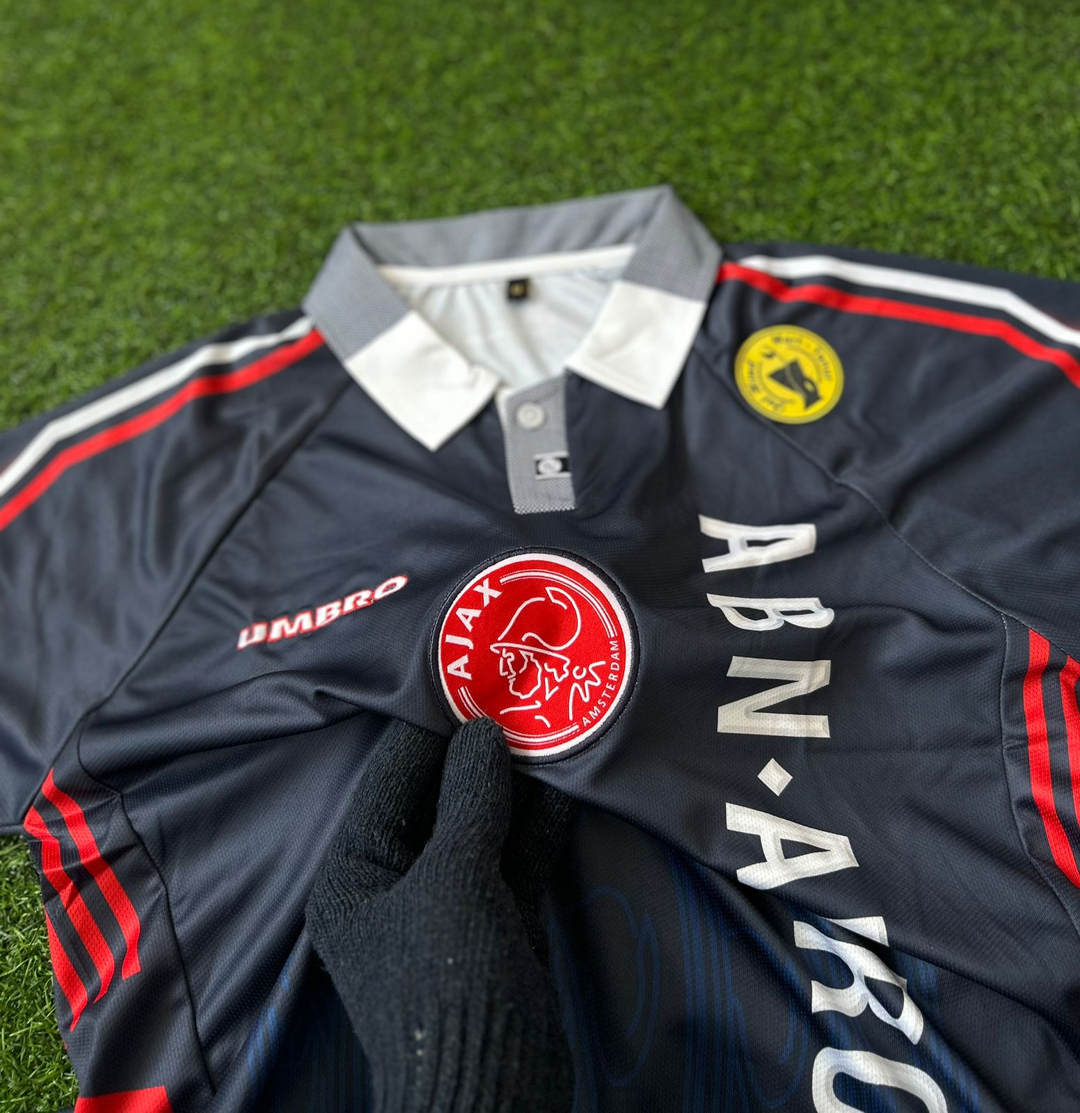 AJAX 1997-98 AWAY KIT, HALFSLEEVE POLO EMBROIDERY