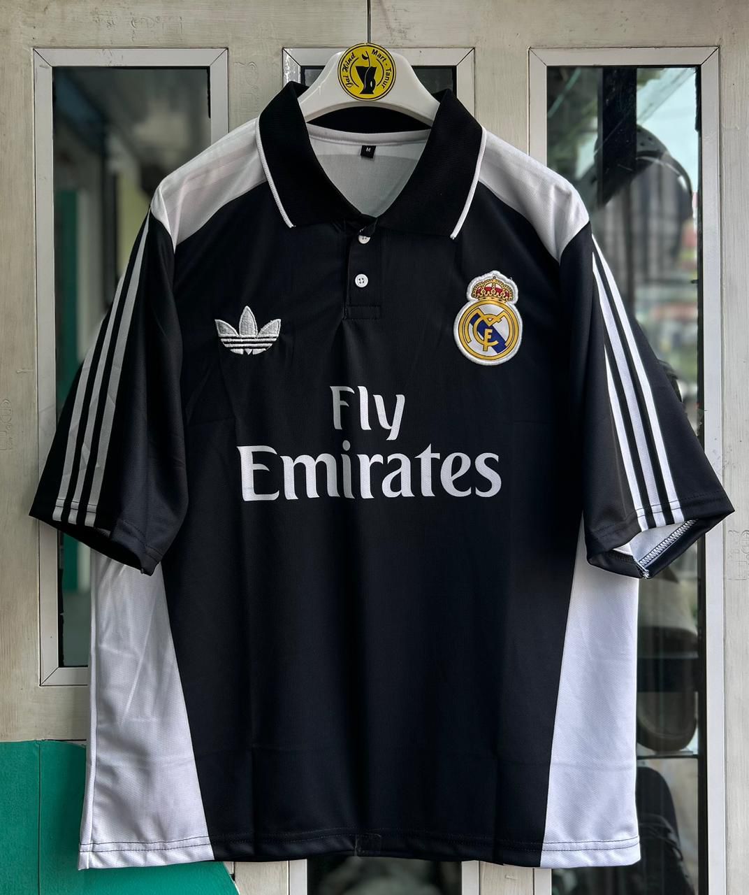 Real Madrid Special Edition – C. Ronaldo Five-Sleeve Embroidered Polo (Retro)