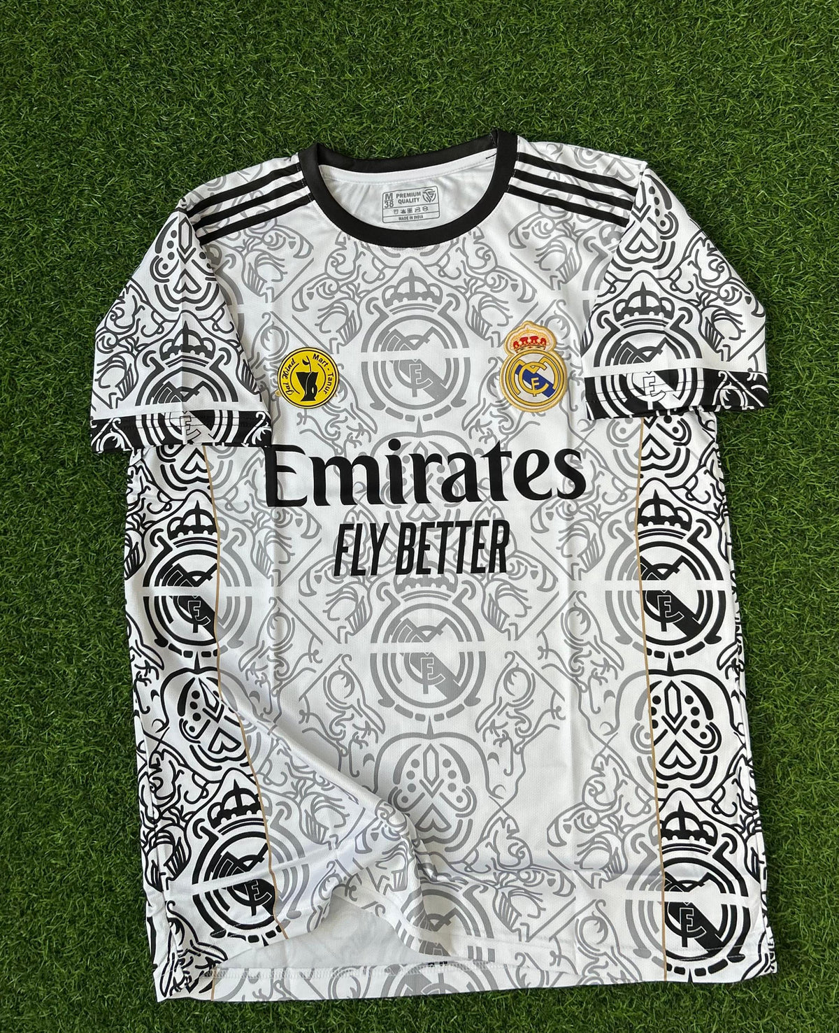 REAL MADRID SPECIAL EDITION KIT, HALFSLEEVE EMBROIDERY