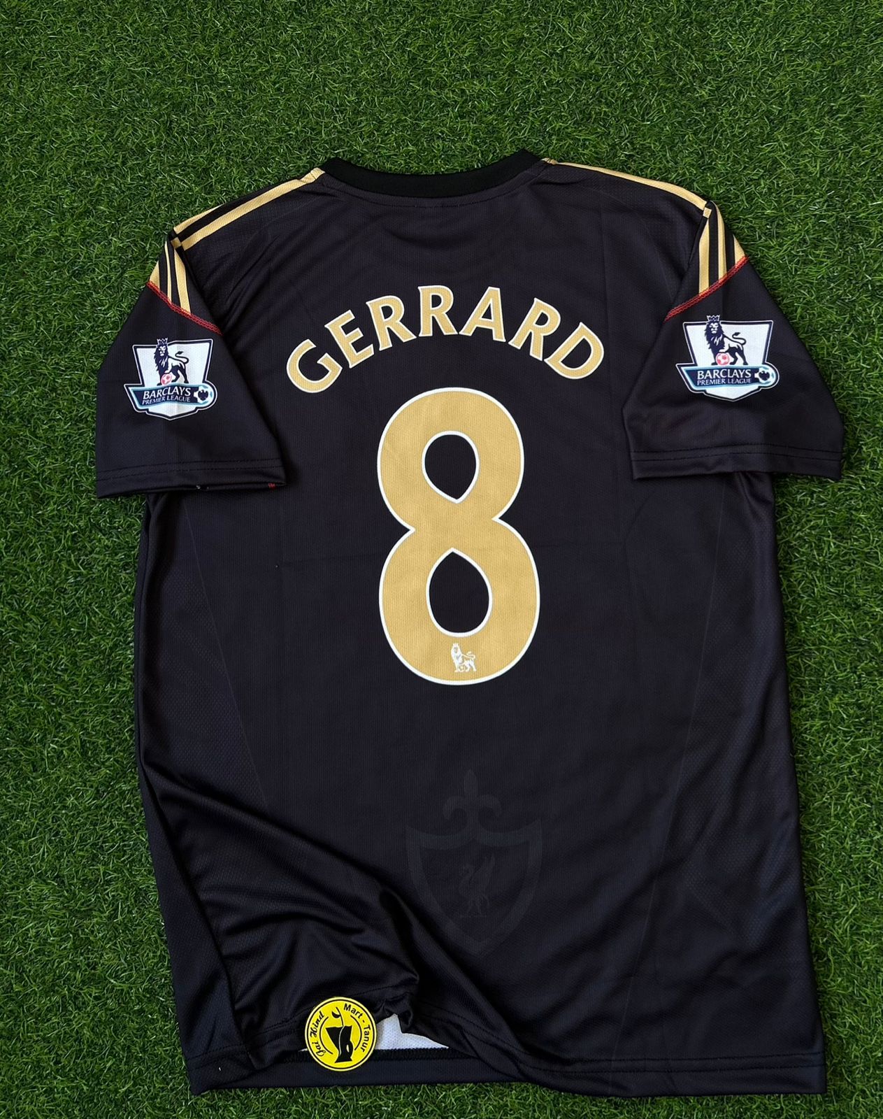 LIVERPOOL 2009-10 AWAY KIT, HALFSLEEVE EMBROIDERY