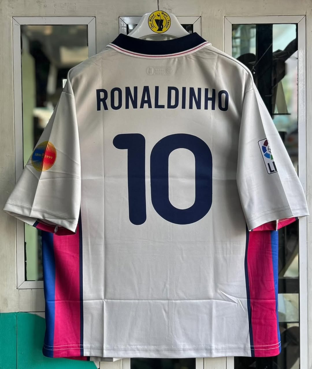 BARCELONA 1998-99 SEASON AWAY KIT. FIVESLEEVE POLO SUBLIMATION